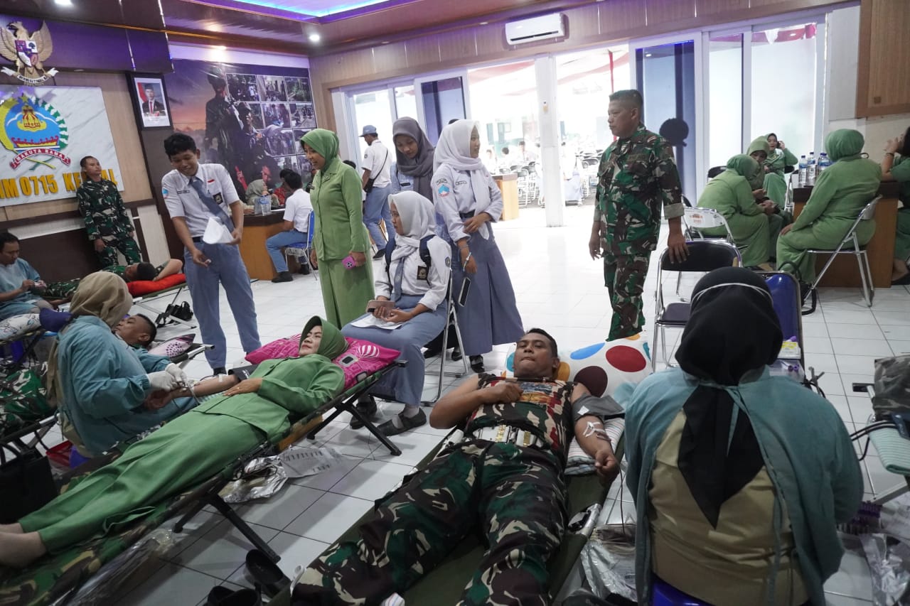 Kodim 0715/Kendal Gelar Donor Darah Peringati HUT TNI Ke - 80 ...